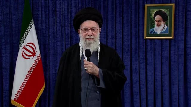 بیانات رهبر معظم انقلاب اسلامی به مناسبت فرا رسیدن سالگرد پیروزی انقلاب اسلامی و روز ۲۲ بهمن